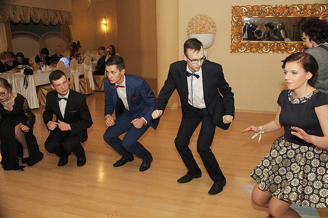 Kameralna studniówka Miejskiej Górki (zdjęcia)