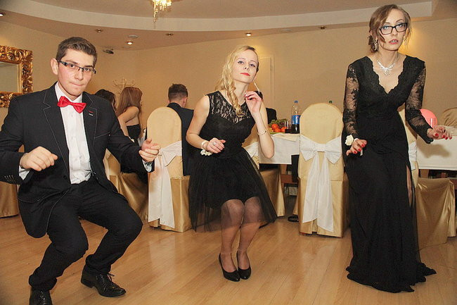 Kameralna studniówka Miejskiej Górki (zdjęcia)