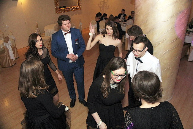 Kameralna studniówka Miejskiej Górki (zdjęcia)