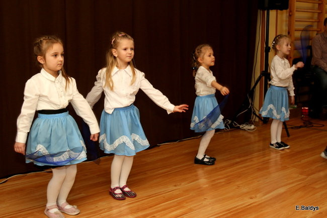 Przedszkolaki z Garzyna dla babci i dziadka (zdjęcia)