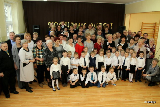 Przedszkolaki z Garzyna dla babci i dziadka (zdjęcia)