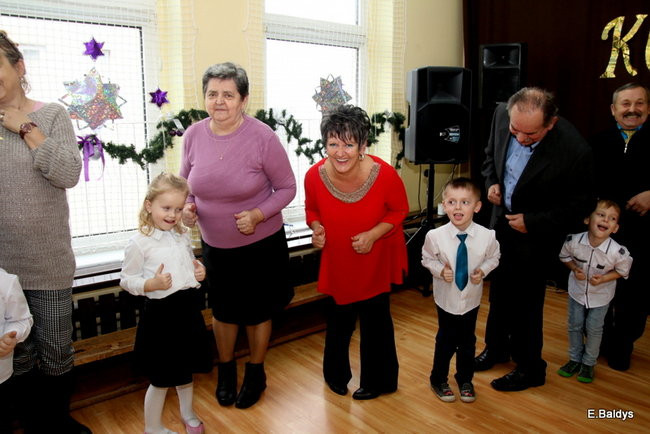 Przedszkolaki z Garzyna dla babci i dziadka (zdjęcia)