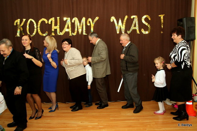 Przedszkolaki z Garzyna dla babci i dziadka (zdjęcia)