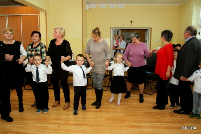 Przedszkolaki z Garzyna dla babci i dziadka (zdjęcia)