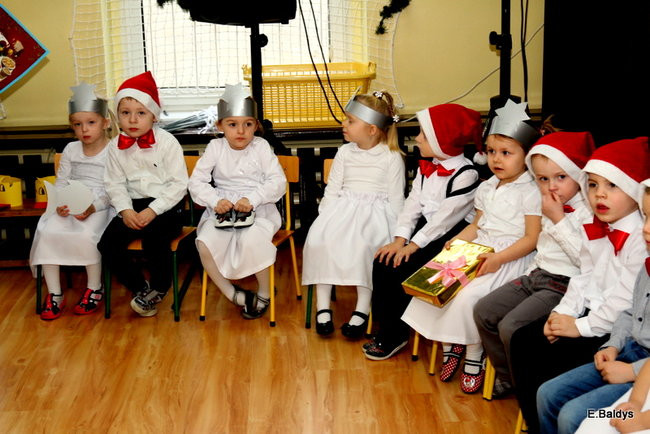 Przedszkolaki z Garzyna dla babci i dziadka (zdjęcia)