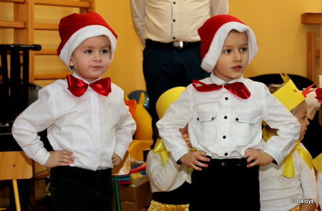 Przedszkolaki z Garzyna dla babci i dziadka (zdjęcia)