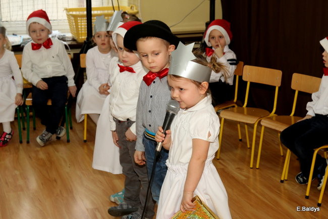 Przedszkolaki z Garzyna dla babci i dziadka (zdjęcia)