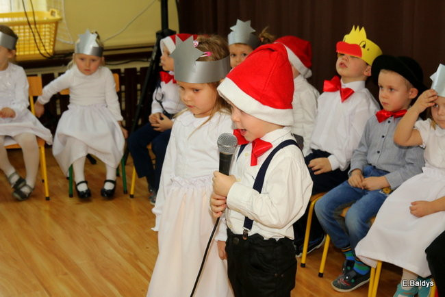 Przedszkolaki z Garzyna dla babci i dziadka (zdjęcia)