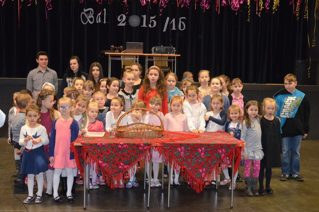 Dzieci wypiły miksturę i dostały batem (zdjęcia)