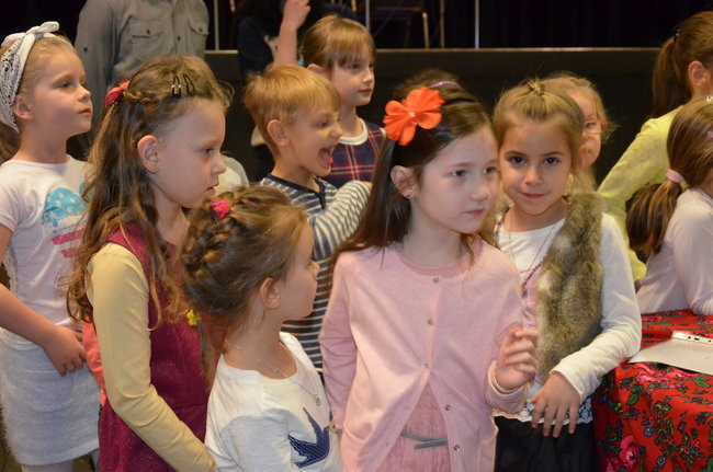 Dzieci wypiły miksturę i dostały batem (zdjęcia)