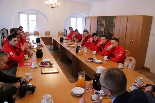 Koszykarze na miłej rozmowie u prezydenta (zdjęcia)