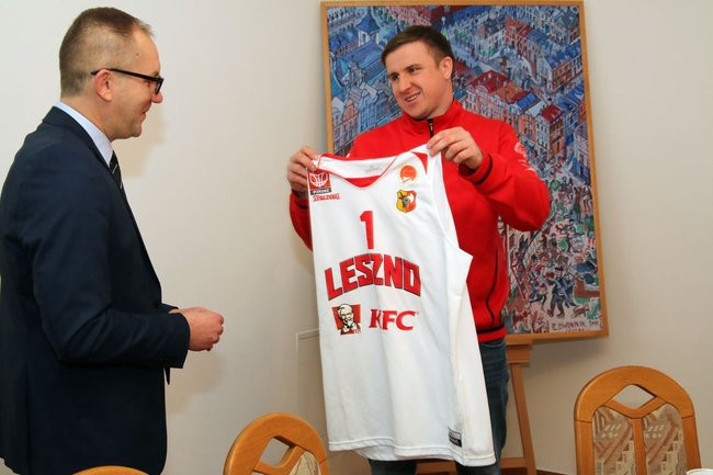 Koszykarze na miłej rozmowie u prezydenta (zdjęcia)