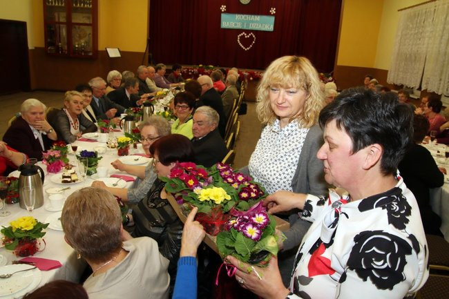 Dzień Babci i Dziadka w Belęcinie (zdjęcia)