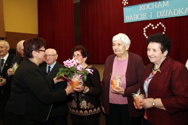 Dzień Babci i Dziadka w Belęcinie (zdjęcia)