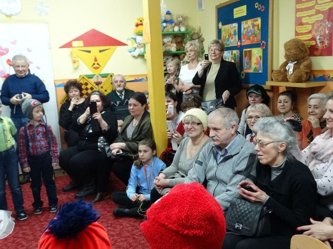 Dzień Babci i Dziadka w Przedszkolu nr 15 (zdjęcia)