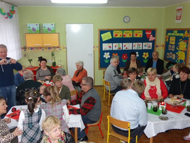 Dzień Babci i Dziadka w Przedszkolu nr 15 (zdjęcia)