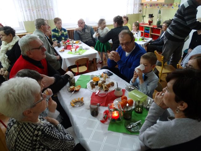 Dzień Babci i Dziadka w Przedszkolu nr 15 (zdjęcia)