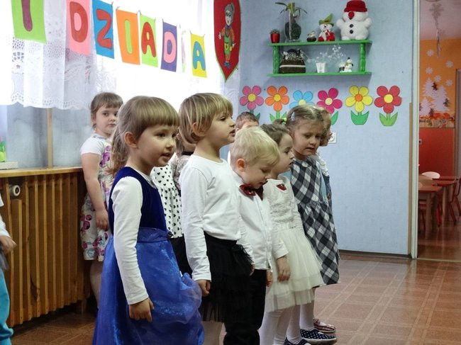 Dzień Babci i Dziadka w Przedszkolu nr 15 (zdjęcia)