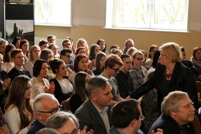 Przejmująca wystawa w I LO (zdjęcia)