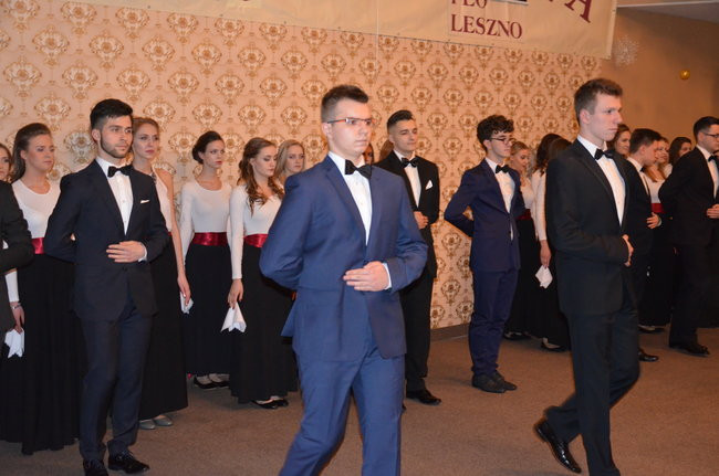 Jedynka balowała w Finezji (zdjęcia)