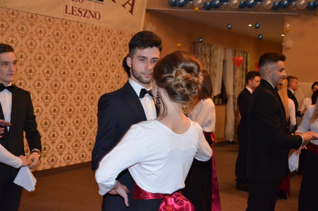 Jedynka balowała w Finezji (zdjęcia)