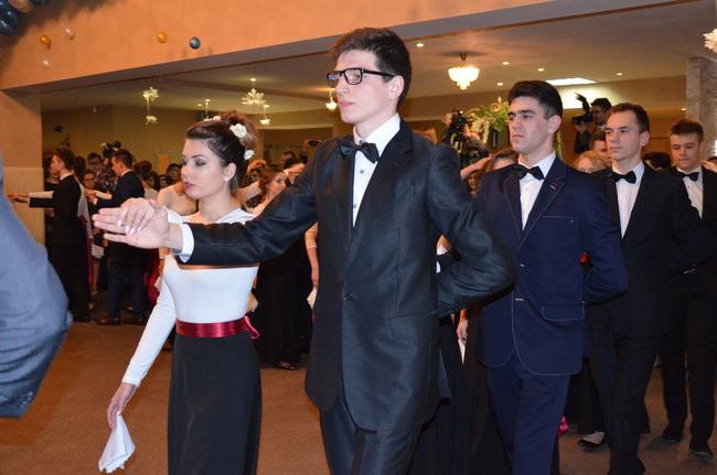 Jedynka balowała w Finezji (zdjęcia)