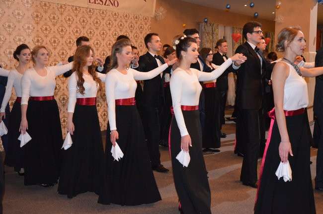 Jedynka balowała w Finezji (zdjęcia)