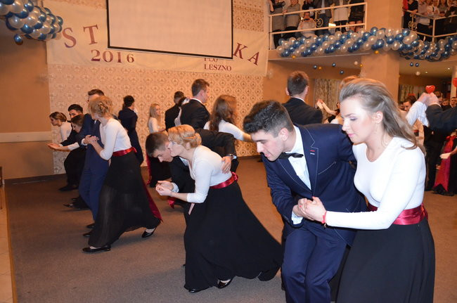 Jedynka balowała w Finezji (zdjęcia)