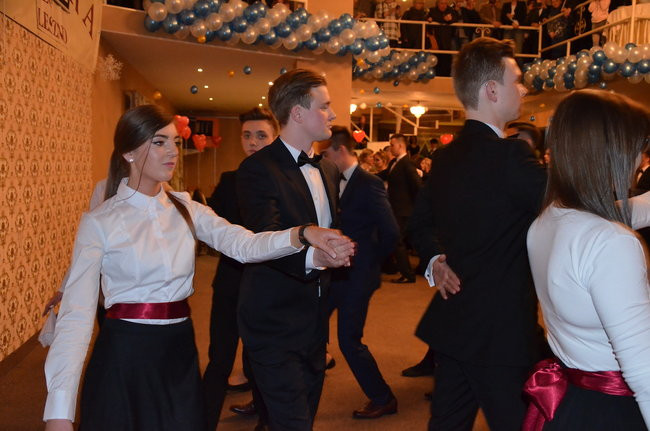 Jedynka balowała w Finezji (zdjęcia)