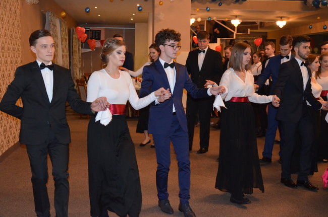 Jedynka balowała w Finezji (zdjęcia)