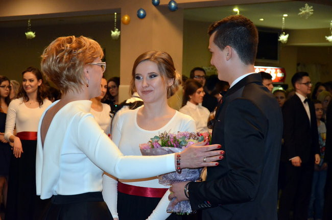 Jedynka balowała w Finezji (zdjęcia)