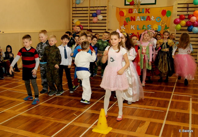 Pierwszoklasiści bawili się w SP 7 (zdjęcia)