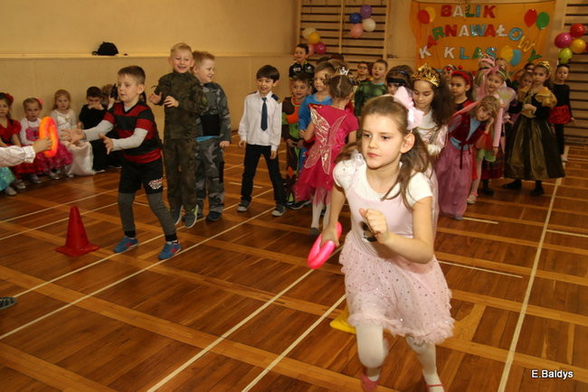 Pierwszoklasiści bawili się w SP 7 (zdjęcia)