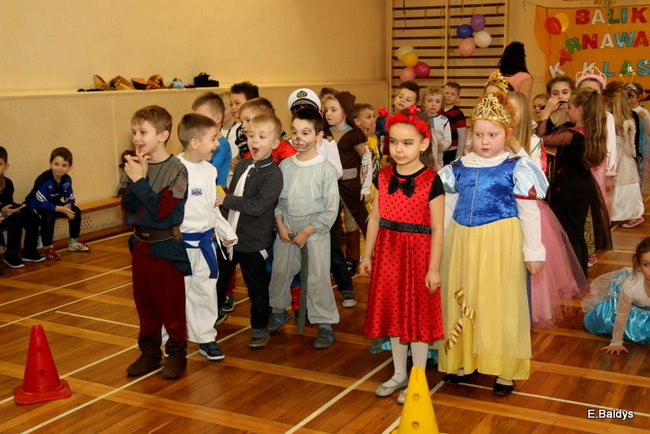 Pierwszoklasiści bawili się w SP 7 (zdjęcia)