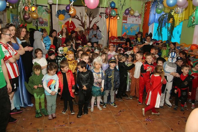 Karnawał w Baśniowej Krainie (zdjęcia)