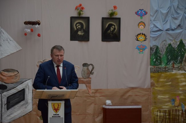 Święto patrona w szkole w Kąkolewie (zdjęcia)