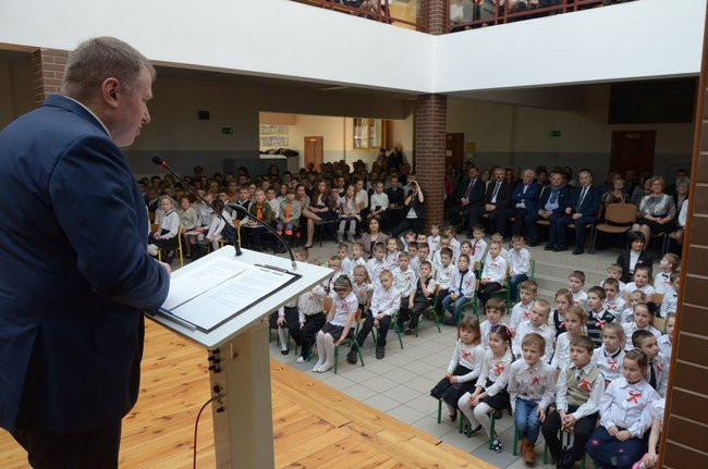 Święto patrona w szkole w Kąkolewie (zdjęcia)