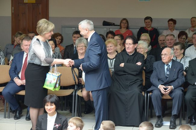 Święto patrona w szkole w Kąkolewie (zdjęcia)