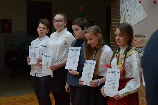 Święto patrona w szkole w Kąkolewie (zdjęcia)