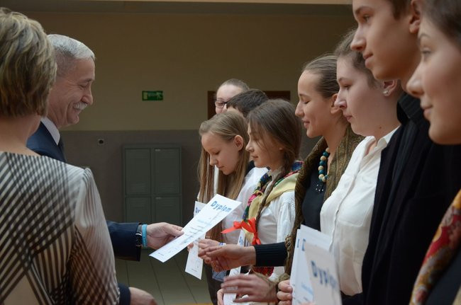 Święto patrona w szkole w Kąkolewie (zdjęcia)