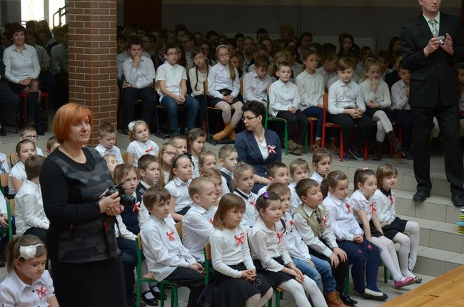Święto patrona w szkole w Kąkolewie (zdjęcia)