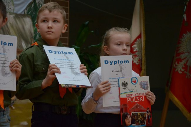 Święto patrona w szkole w Kąkolewie (zdjęcia)
