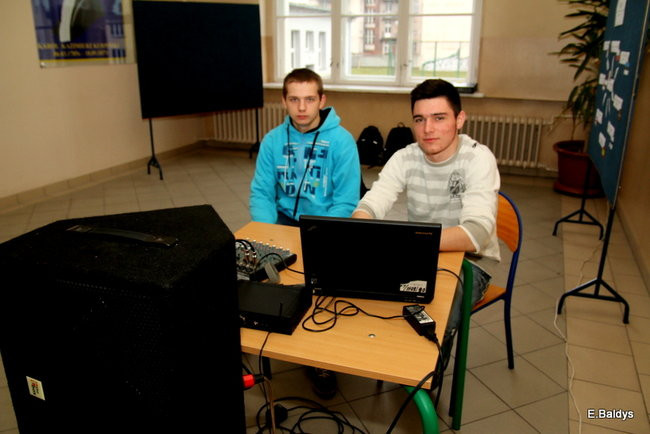 WAMPIREK oddawał krew (zdjęcia)