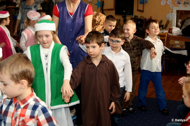 Przedszkolaki wystąpiły przed uczniami SP 7 i 13 (zdjęcia)