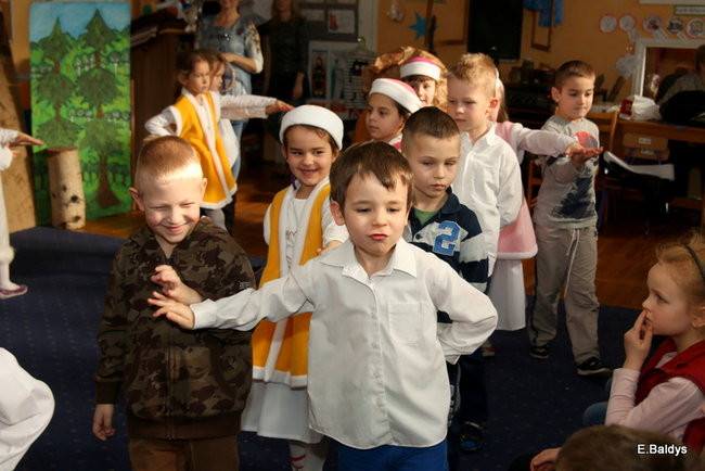 Przedszkolaki wystąpiły przed uczniami SP 7 i 13 (zdjęcia)