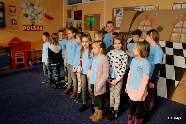 Przedszkolaki wystąpiły przed uczniami SP 7 i 13 (zdjęcia)