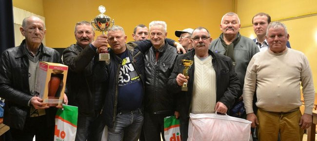 Wielkanocny turniej kopa w Garzynie (zdjęcia)