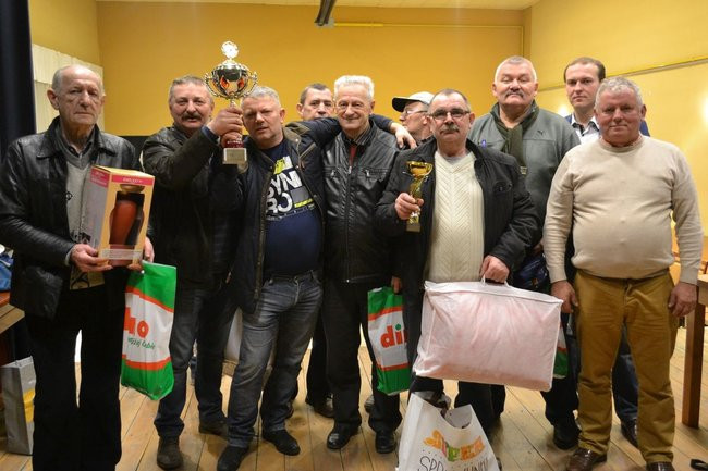 Wielkanocny turniej kopa w Garzynie (zdjęcia)