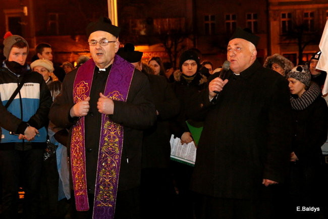 Leszczyńska Droga Krzyżowa (zdjęcia)