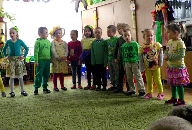 Wiosna i Zajączek odwiedzili PM 8 (zdjecia)